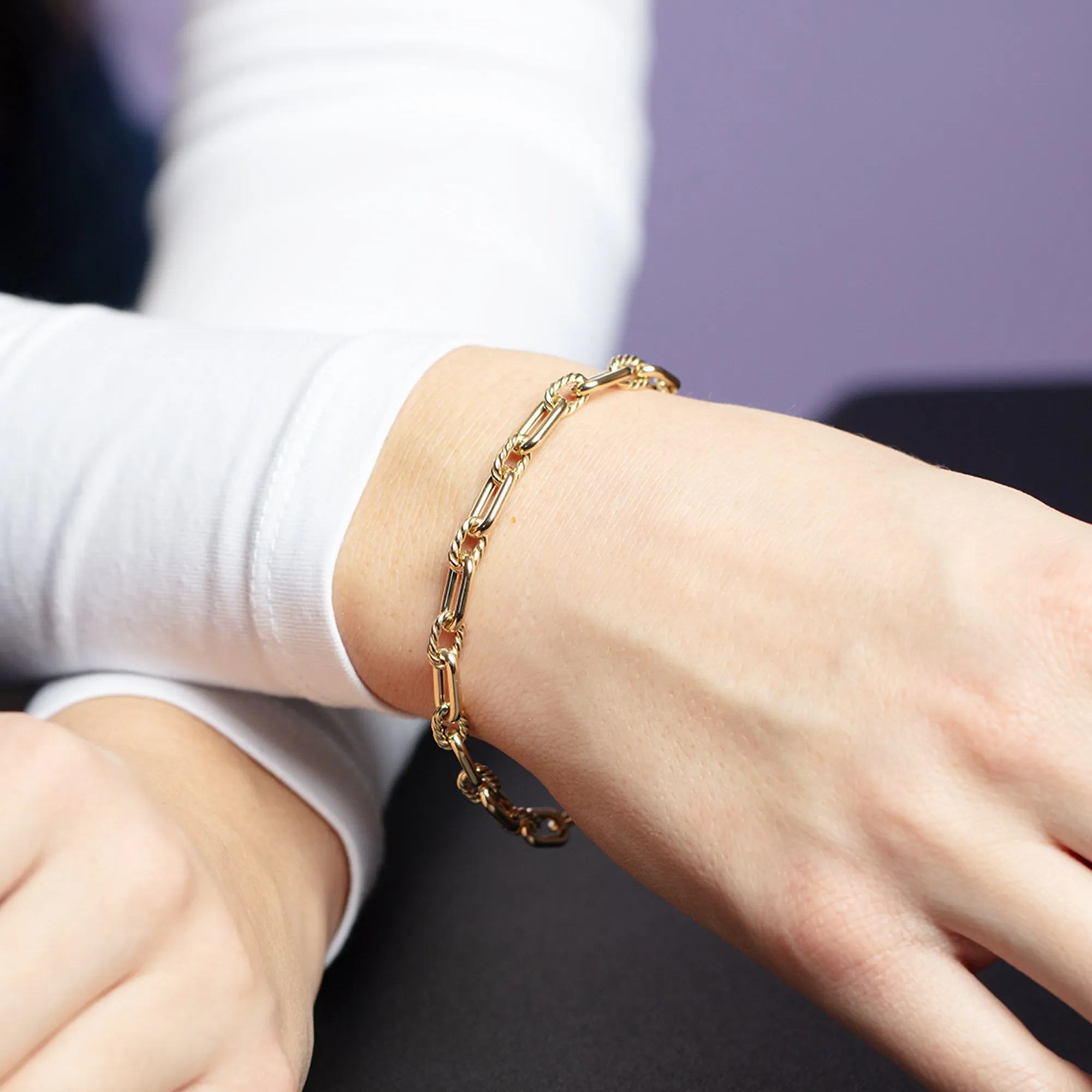 14K Medium Alternating Paperclip Bracelet