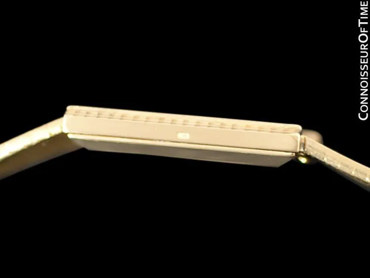 1975 Patek Philippe Vintage Mens Gondolo Ultra Thin Bracelet Watch - 18K Gold