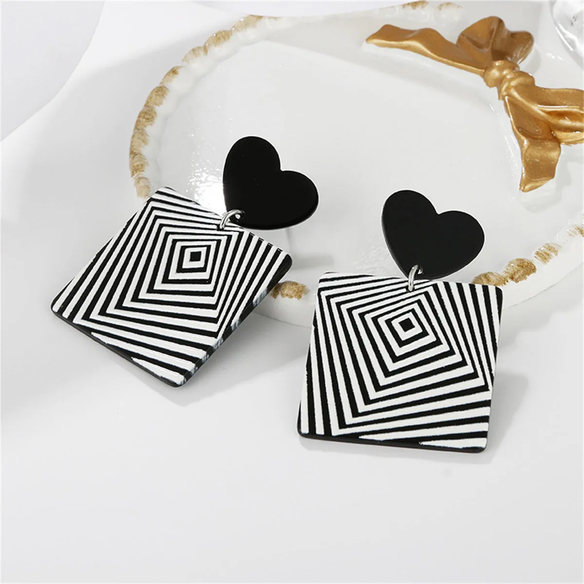 Black & White Acrylic Heart Abstract Square Drop Earrings