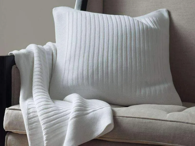 Captiva Knit Throw by Peacock Alley