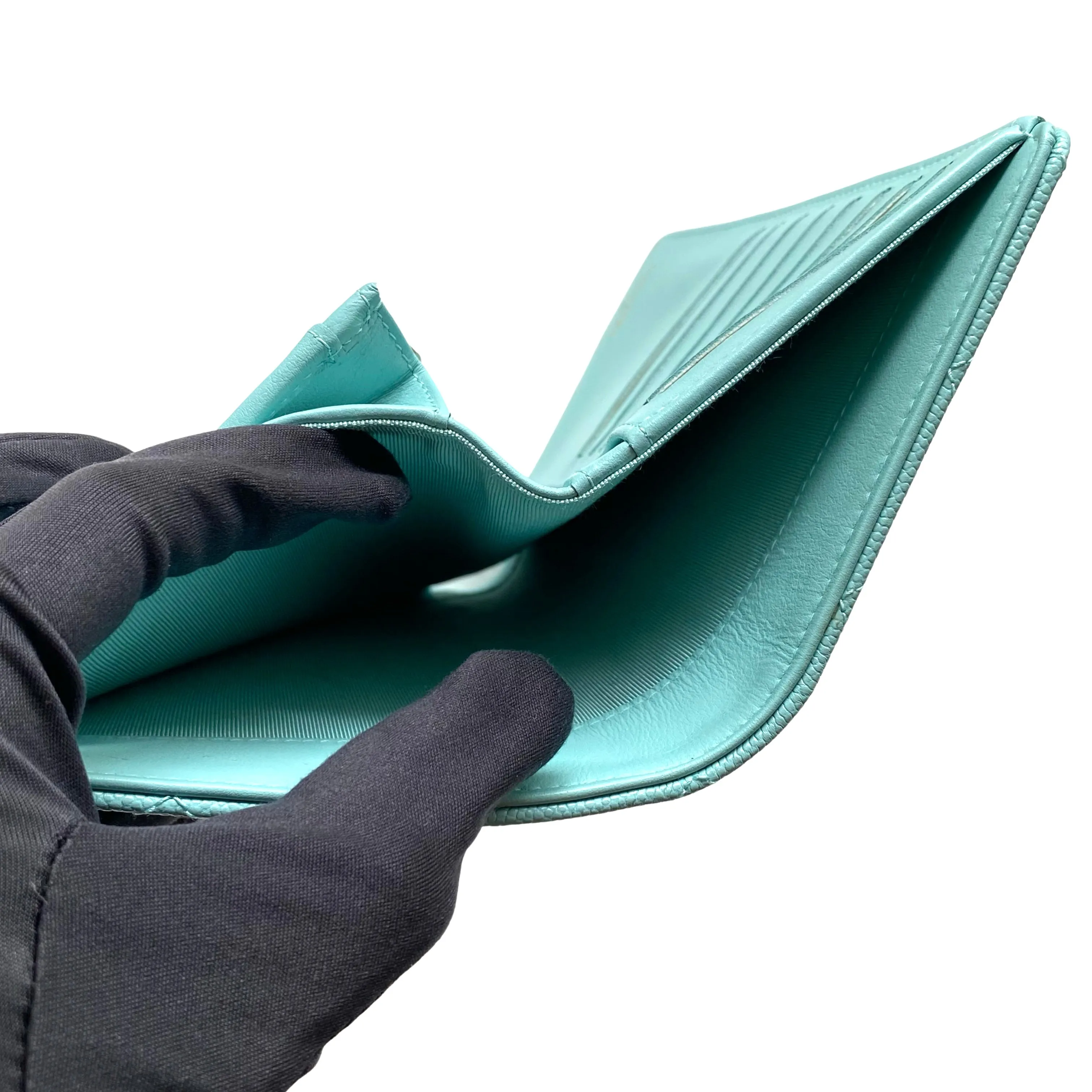 Classic Long Bifold Wallet in 19C Tiffany Blue Caviar
