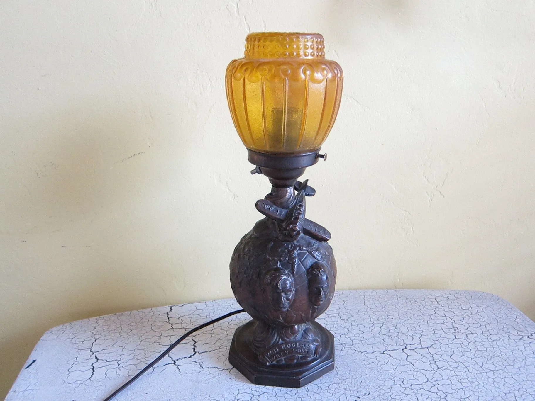 Collectible Will Rogers & Wiley Post Aviation Decor Collectible Table Lamp Sculpture