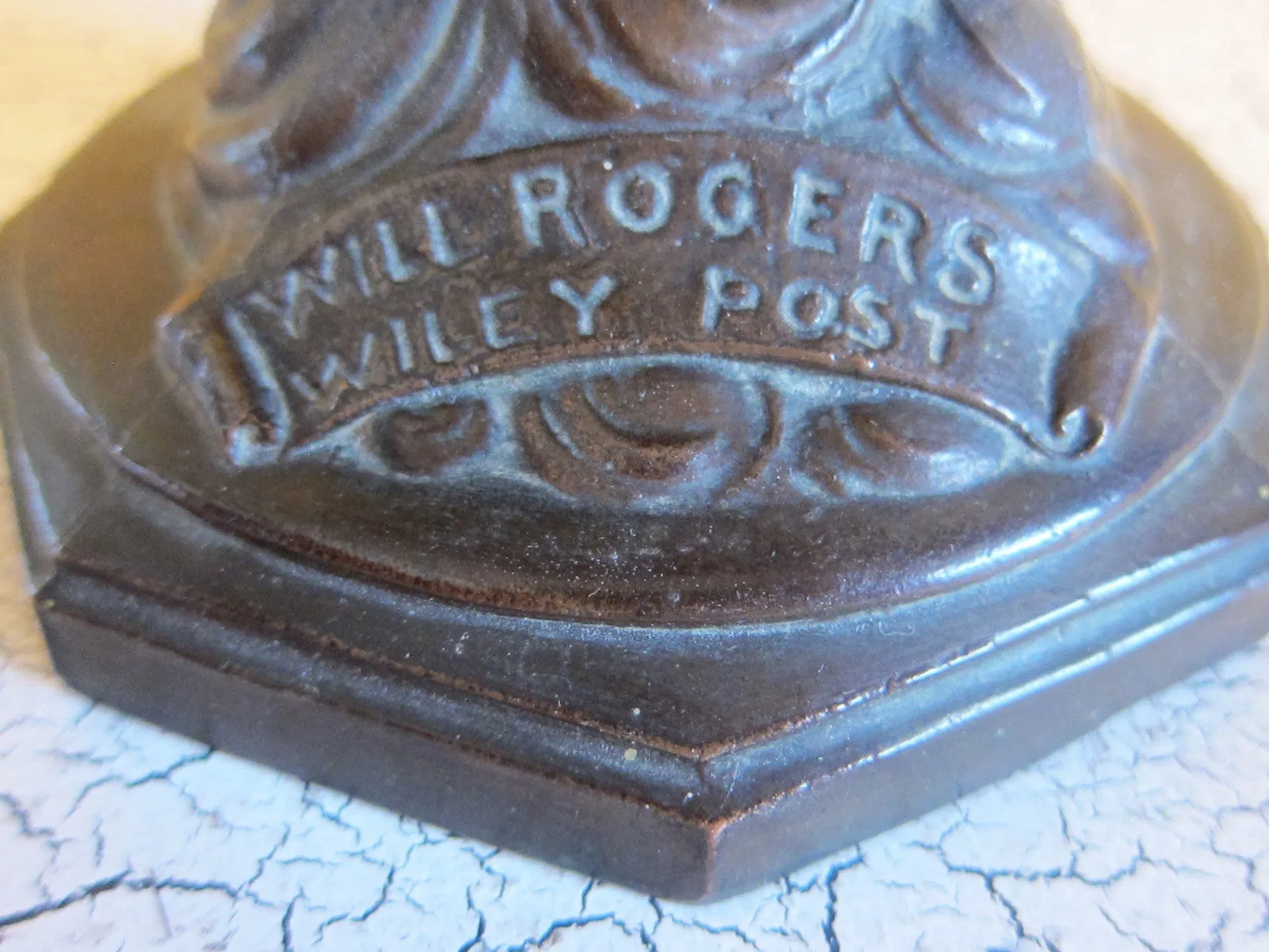 Collectible Will Rogers & Wiley Post Aviation Decor Collectible Table Lamp Sculpture