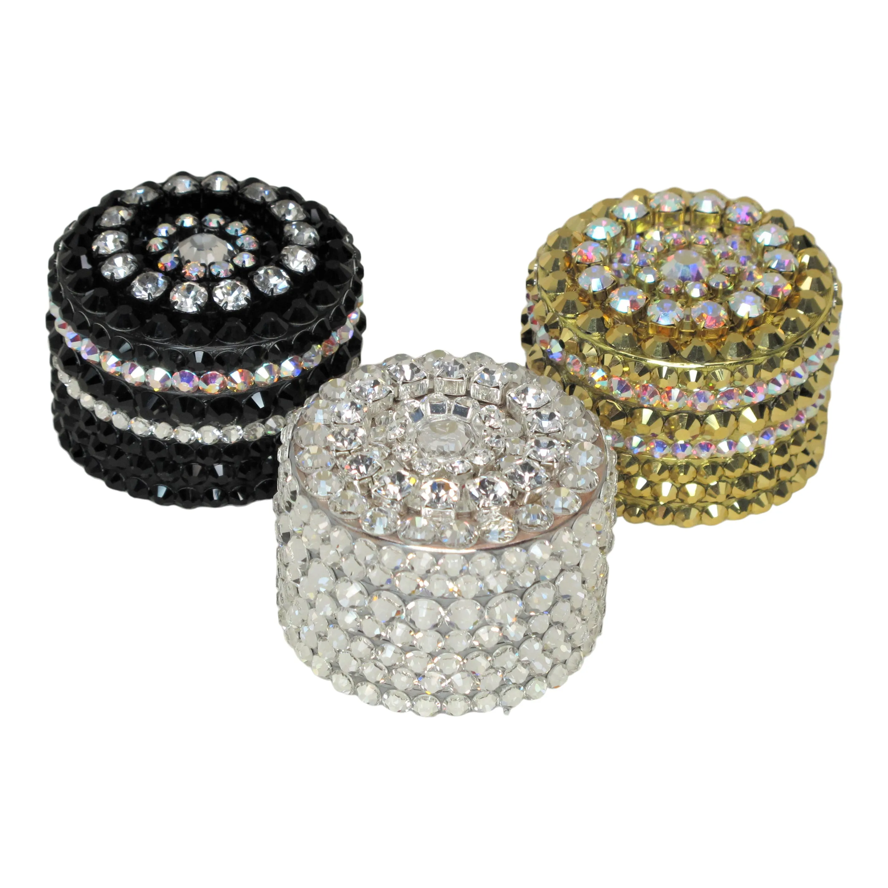 Crystal Grinder in Black   White
