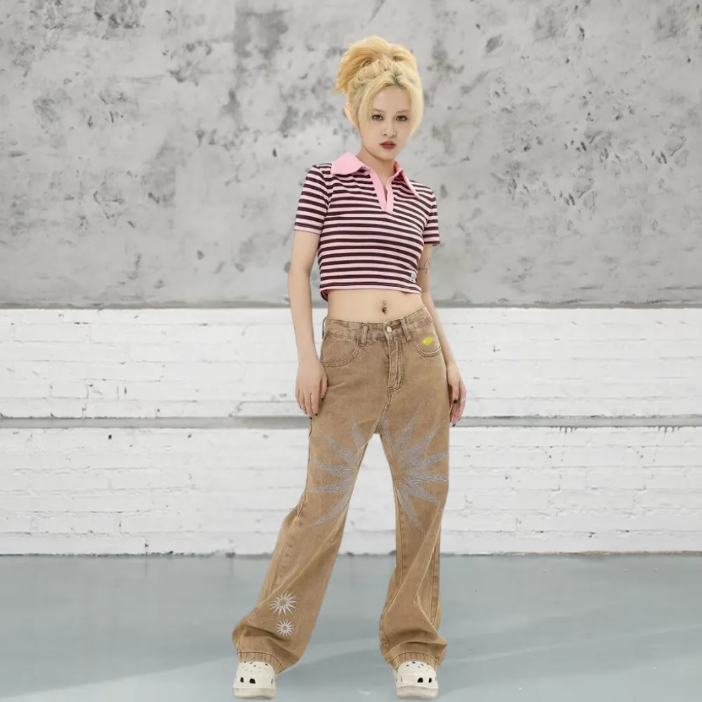 DF| Heavy Starburst Daisy Embroidery Jeans
