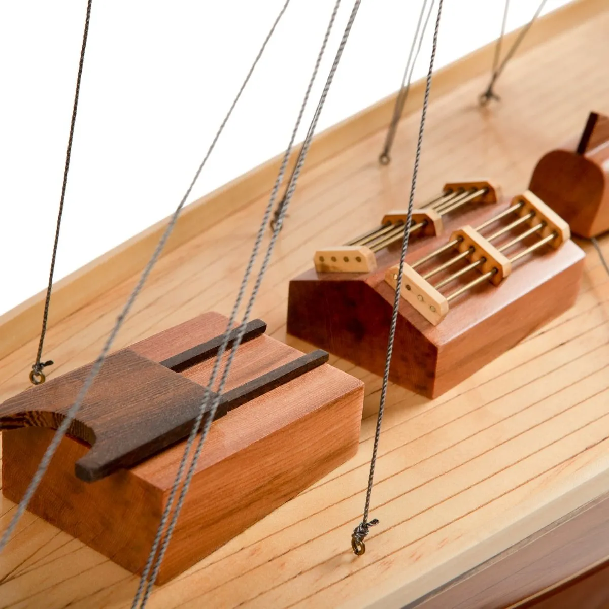 Endeavour Classic Wood