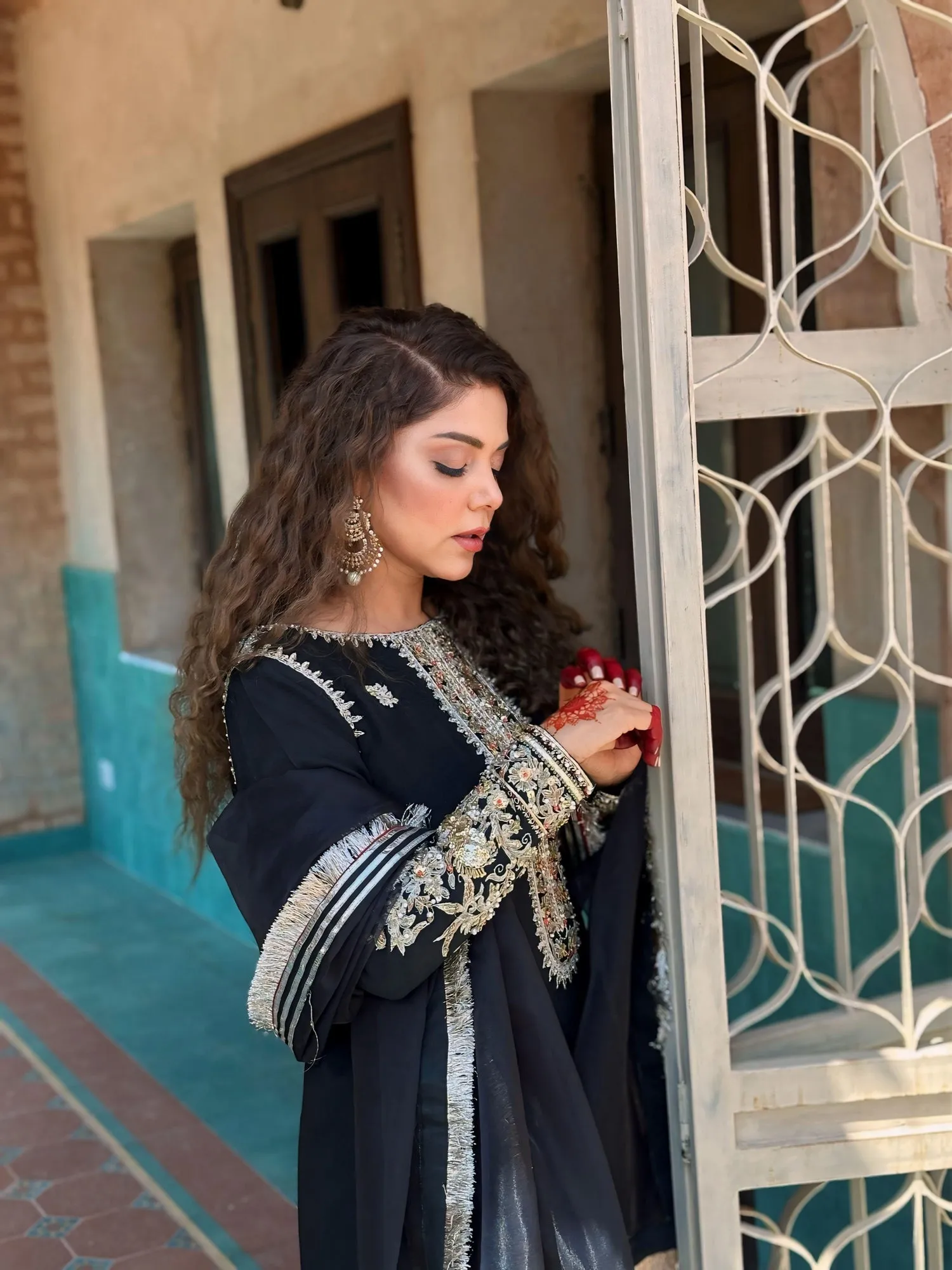 ERUM KHAN STORE | LUXURY PRET | Hadiqa