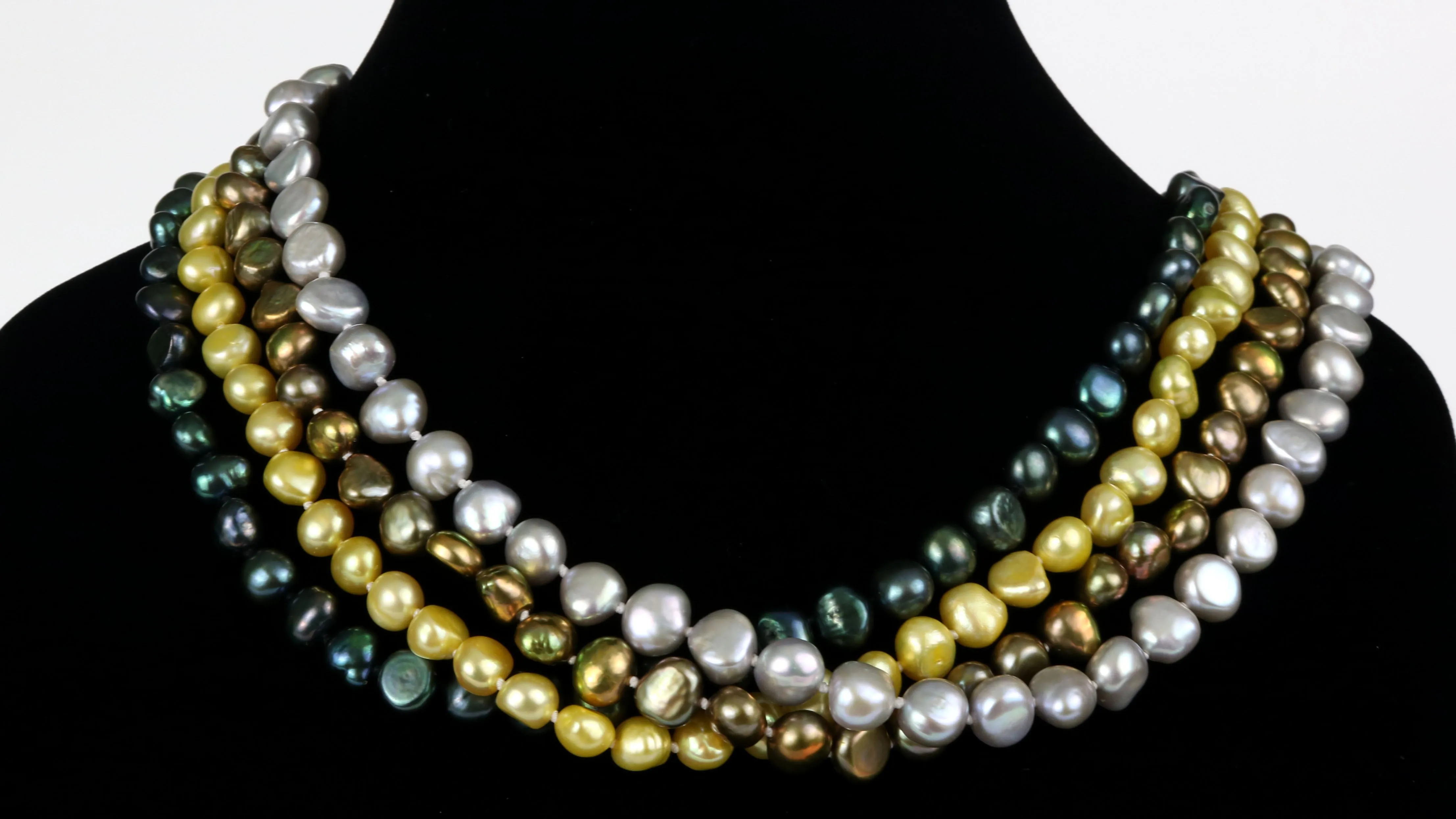 Fresh Water Pearls Fun and Easy Hand-Knotted Necklace