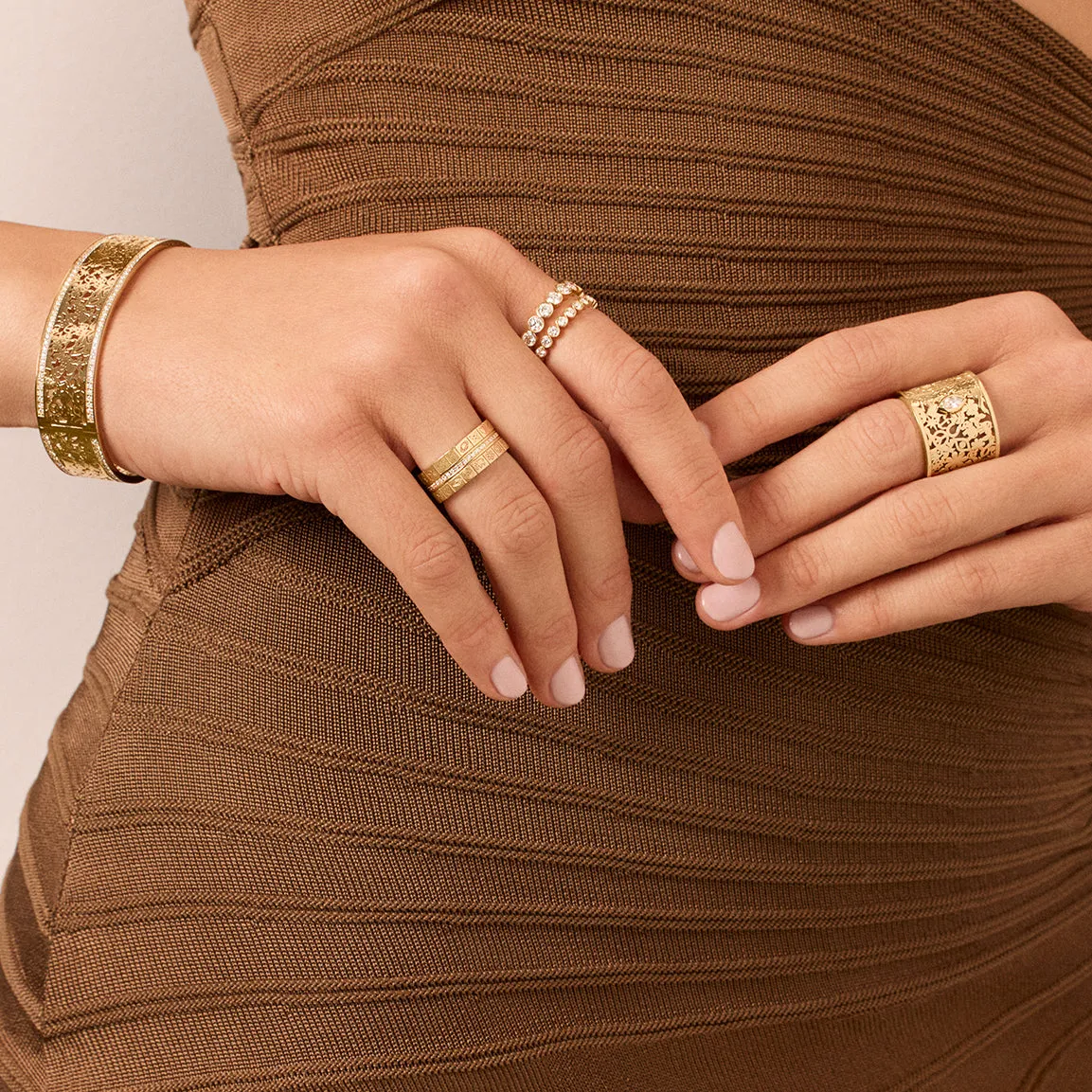 Gold & Diamond Large Wallpaper Hinge Bangle