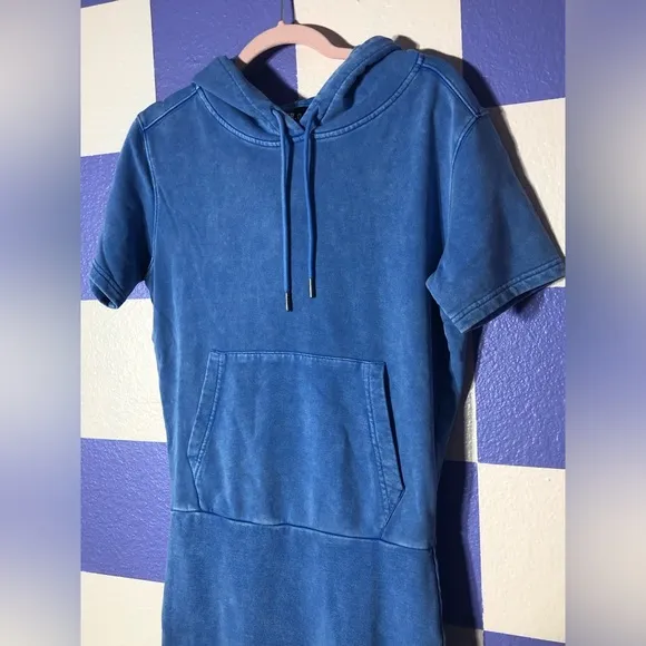 NWT Ser.o.ya x Revolve Rory Hooded Sweatshirt Dress in Blue - Size M