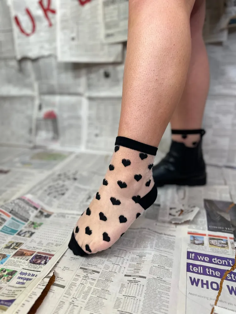 Patterned Sheer Sock - Heart Black