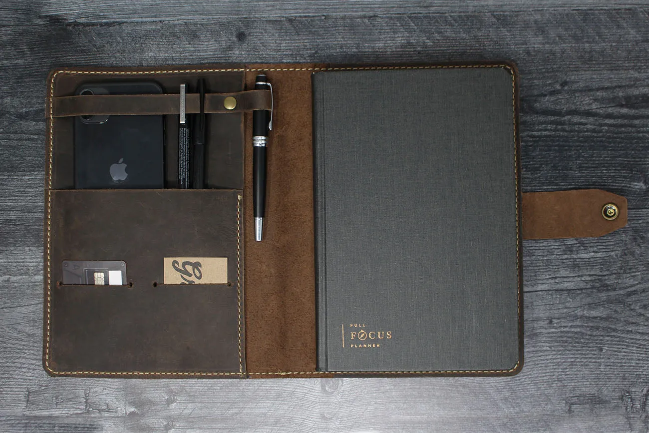 Rabbit Room Full Focus Classic Planner Leather Cover