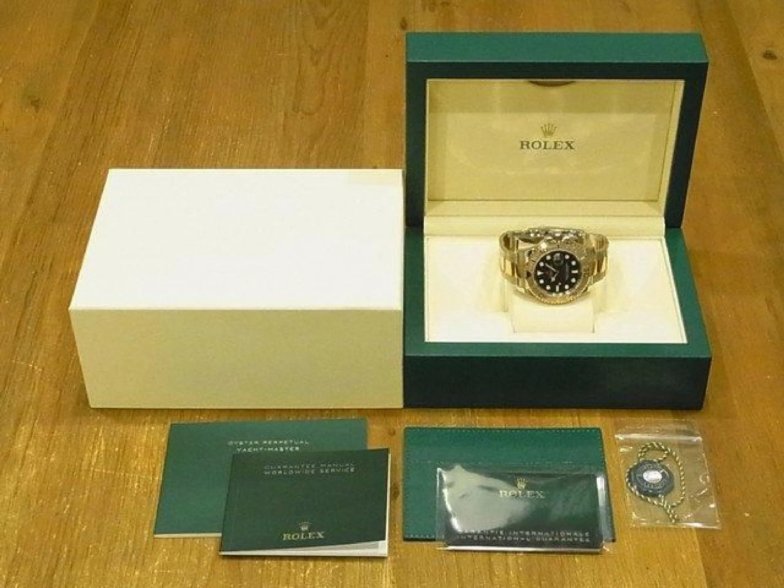 ROLEX YACHT-MASTER 40 SS x Everose Gold combination black Dial 126621 '24 purchased Mens 182621363