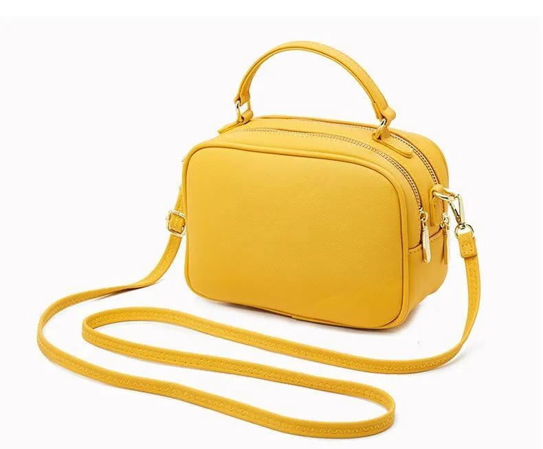 Signature Handbag - Deep Black