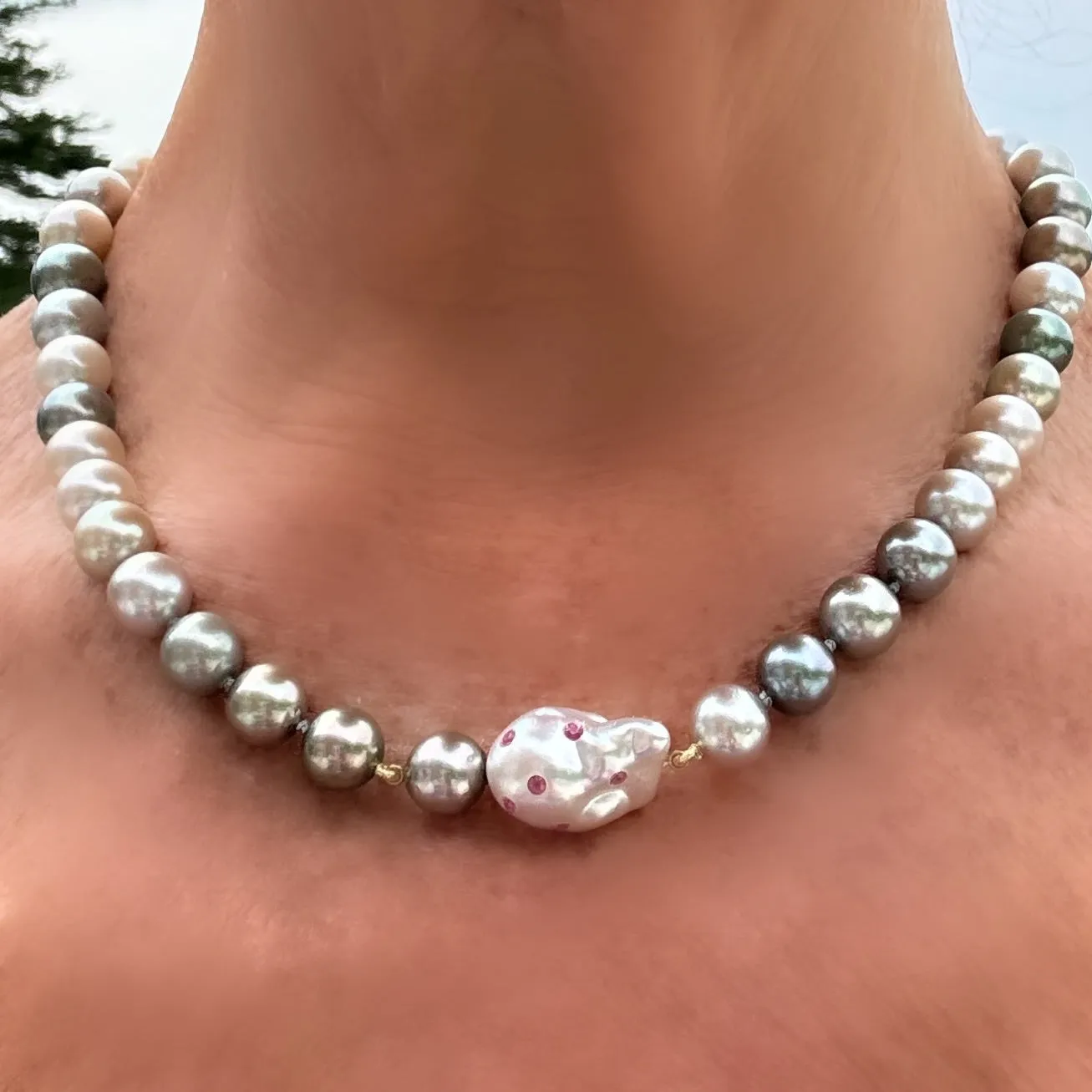 Tahitian Pearl Necklace with a Silver Tahitian & Pink Sapphire Pearl Gemstone Clasp