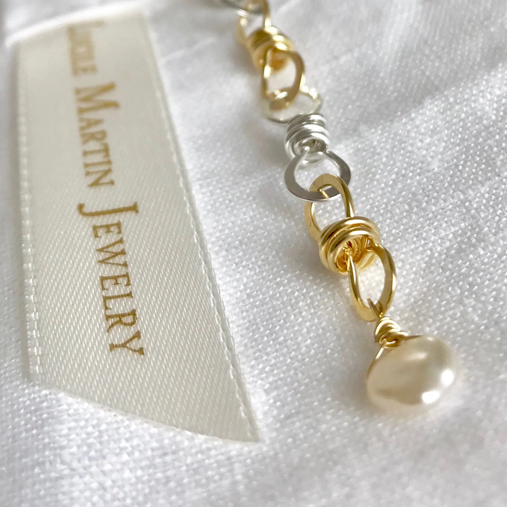 The Small Knot Link Bracelet, Bright Silver & Gold